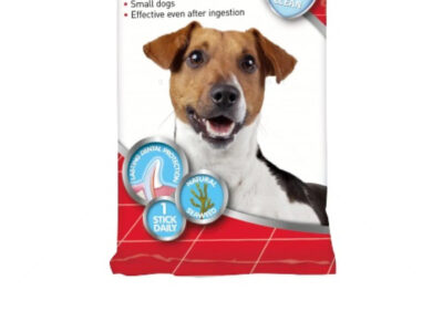 Дентални пръчки с кафяви водорасли, спирулина и зелен чай BEAPHAR Dental Sticks Small