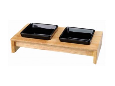 КЕРАМИЧНИ КУПИЧКИ НА ДЪРВЕНА СТОЙКА